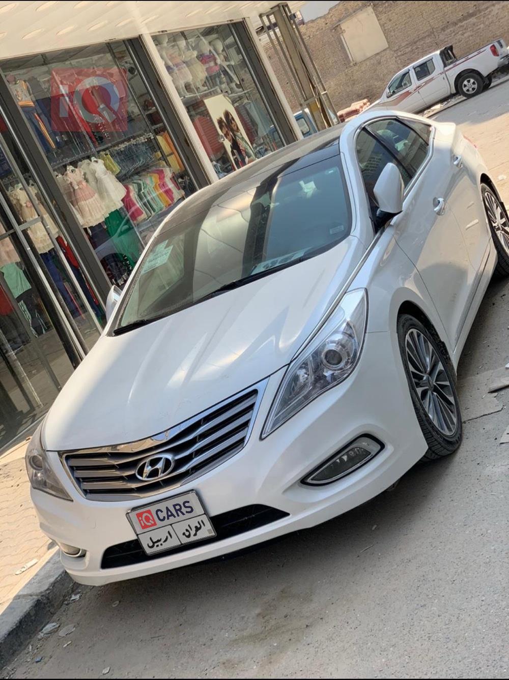 هيونداي أزيرا